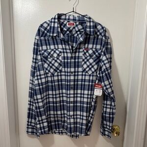 NWT Wrangler Blue and White Plaid Shirt
